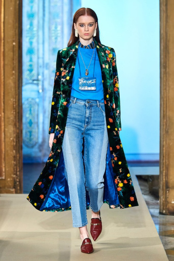 Fotoservizio/FW 19-20/WOMEN/PRESENTAZIONE/BEATRICE B/DP2/26