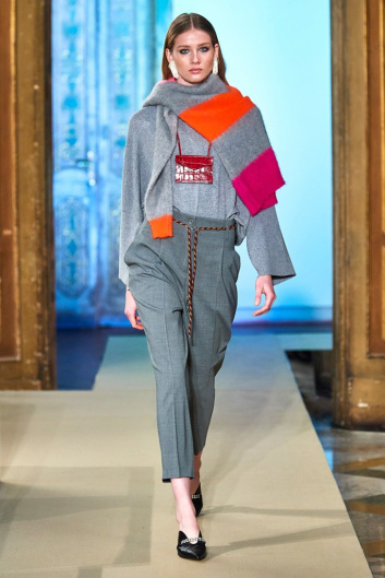 Fotoservizio/FW 19-20/WOMEN/PRESENTAZIONE/BEATRICE B/DP2/27