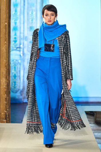 Fotoservizio/FW 19-20/WOMEN/PRESENTAZIONE/BEATRICE B/DP2/28