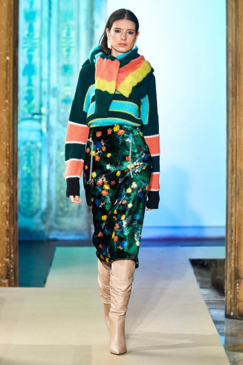 Fotoservizio/FW 19-20/WOMEN/PRESENTAZIONE/BEATRICE B/DP2/29