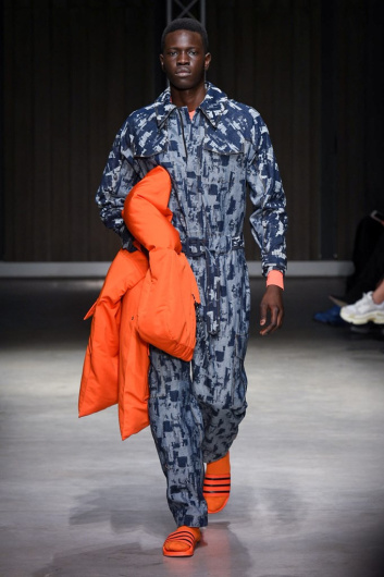 Fotoservizio/FW 19-20/WOMEN/SFILATA/ANGEL CHEN/DP2/6