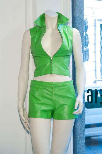 Fotoservizio/SS 2016/WOMEN/MARIO VALENTINO/DP2/1
