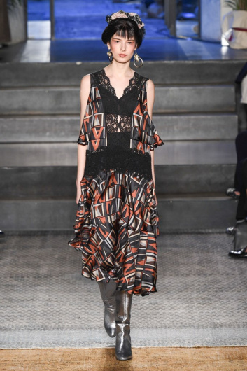 Fotoservizio/FW 19-20/WOMEN/SFILATA/ANTONIO MARRAS/DP2/10