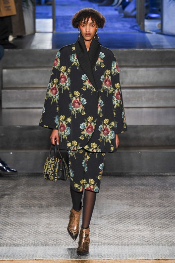 Fotoservizio/FW 19-20/WOMEN/SFILATA/ANTONIO MARRAS/DP2/10