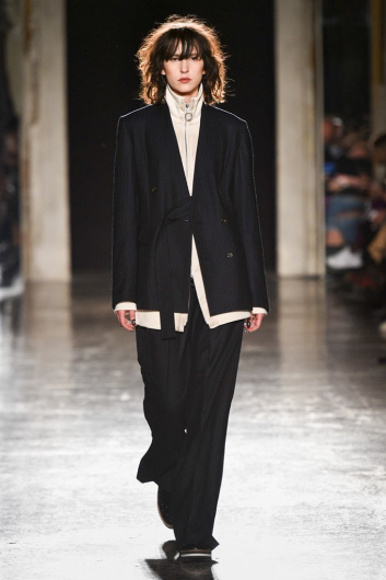 Fotoservizio/FW 19-20/WOMEN/SFILATA/UJOH/DP2/1