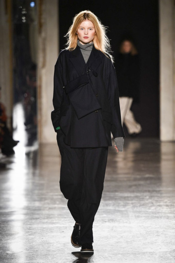Fotoservizio/FW 19-20/WOMEN/SFILATA/UJOH/DP2/2