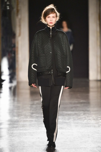 Fotoservizio/FW 19-20/WOMEN/SFILATA/UJOH/DP2/10