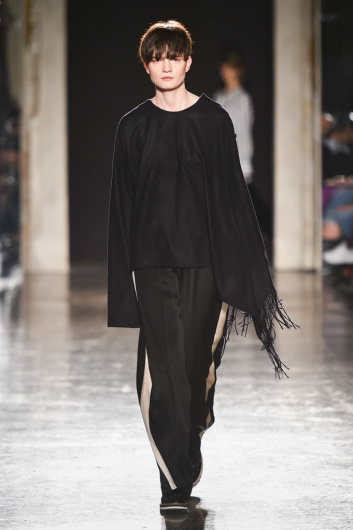 Fotoservizio/FW 19-20/WOMEN/SFILATA/UJOH/DP2/8