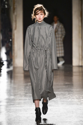 Fotoservizio/FW 19-20/WOMEN/SFILATA/UJOH/DP2/17