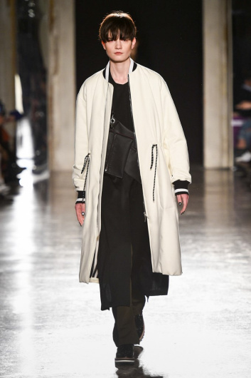 Fotoservizio/FW 19-20/WOMEN/SFILATA/UJOH/DP2/29