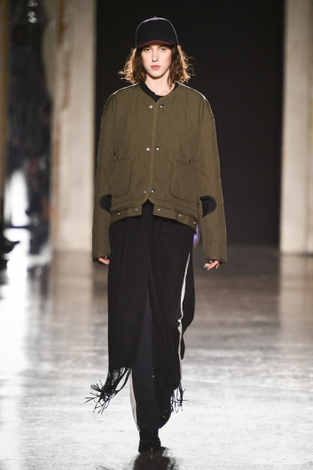 Fotoservizio/FW 19-20/WOMEN/SFILATA/UJOH/DP2/32