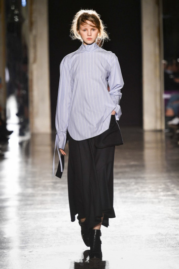 Fotoservizio/FW 19-20/WOMEN/SFILATA/UJOH/DP2/26