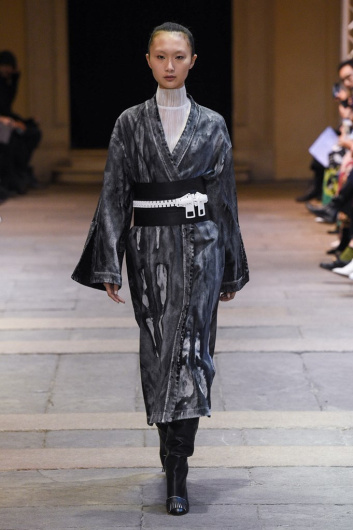 Fotoservizio/FW 19-20/WOMEN/SFILATA/CRISTIANO BURANI/DP2/3