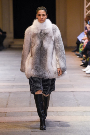 Fotoservizio/FW 19-20/WOMEN/SFILATA/CRISTIANO BURANI/DP2/4