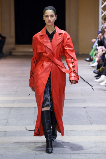 Fotoservizio/FW 19-20/WOMEN/SFILATA/CRISTIANO BURANI/DP2/3