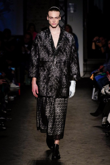 Fotoservizio/FW 19-20/WOMEN/SFILATA/ATSUSHI NAKASHIMA/DP2/3