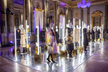 Fotoservizio/FW 19-20/WOMEN/PRESENTAZIONE/VGRASS STUDIO/DP2/2