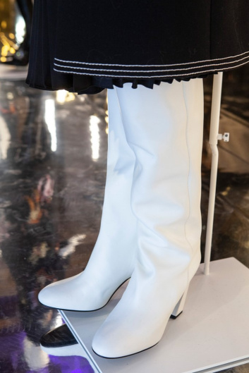 Fotoservizio/FW 19-20/WOMEN/PRESENTAZIONE/VGRASS STUDIO/DP2/8