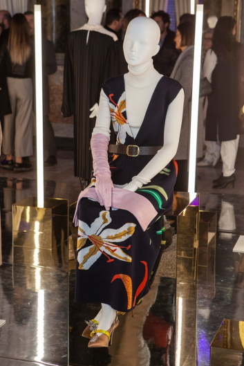 Fotoservizio/FW 19-20/WOMEN/PRESENTAZIONE/VGRASS STUDIO/DP2/21