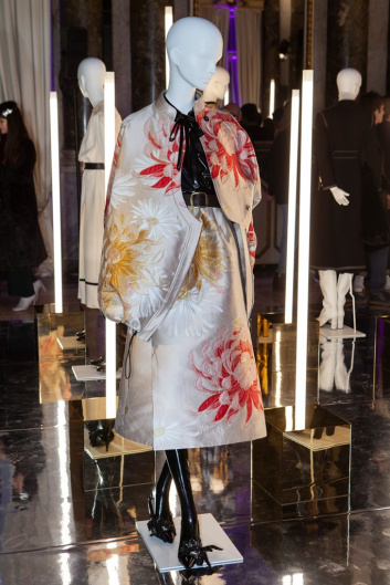 Fotoservizio/FW 19-20/WOMEN/PRESENTAZIONE/VGRASS STUDIO/DP2/23
