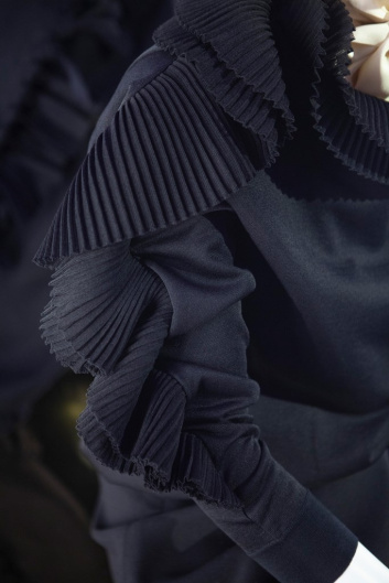 Fotoservizio/FW 19-20/WOMEN/PRESENTAZIONE/VGRASS STUDIO/DP2/69