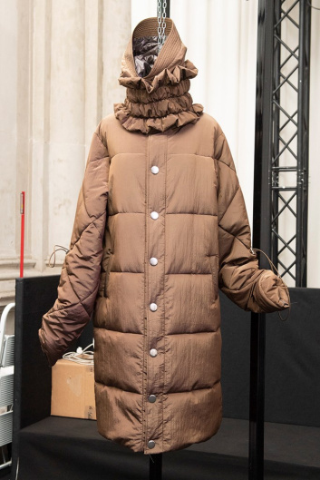 Fotoservizio/FW 19-20/WOMEN/PRESENTAZIONE/SALDARINI/DP2/17