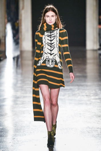 Fotoservizio/FW 19-20/WOMEN/SFILATA/ULTRÀCHIC/DP2/10