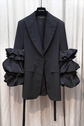 Fotoservizio/FW 19-20/WOMEN/PRESENTAZIONE/A.TEODORO/DP2/11