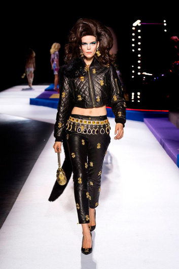 Fotoservizio/FW 19-20/WOMEN/SFILATA/MOSCHINO/DP2/9