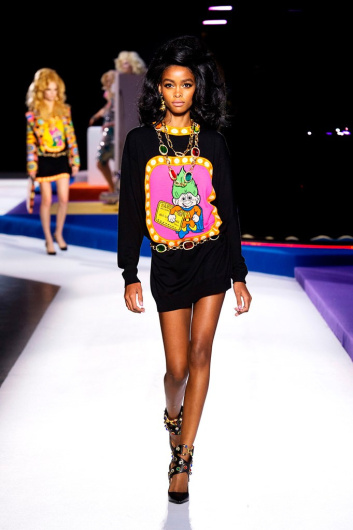 Fotoservizio/FW 19-20/WOMEN/SFILATA/MOSCHINO/DP2/47