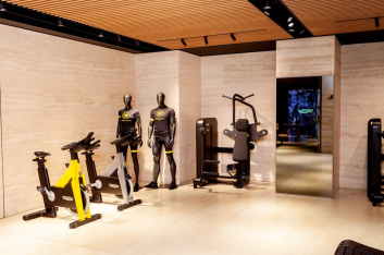 Fotoservizio/SS 2019/DESIGN/ALTRO_EVENTO/TECHNOGYM/DP2/16