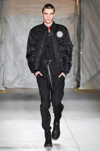 Fotoservizio/FW 19-20/MEN/SFILATA/JOHN RICHMOND/DP2/0