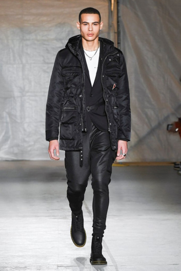 Fotoservizio/FW 19-20/MEN/SFILATA/JOHN RICHMOND/DP2/1