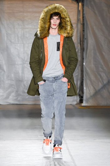 Fotoservizio/FW 19-20/MEN/SFILATA/JOHN RICHMOND/DP2/4