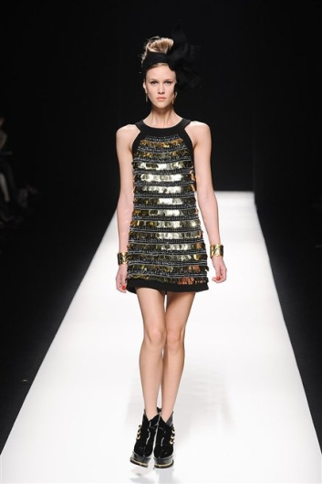 Fotoservizio/FW 2012-2013/WOMEN/MOSCHINO/40