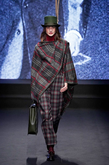 Fotoservizio/FW 19-20/MEN/SFILATA/DAKS/DP2/1