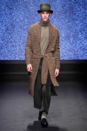 Fotoservizio/FW 19-20/MEN/SFILATA/DAKS/DP2/0