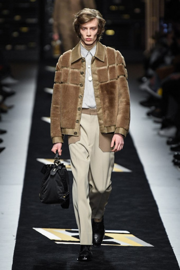 Fotoservizio/FW 19-20/MEN/SFILATA/FENDI/DP2/1