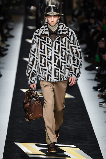 Fotoservizio/FW 19-20/MEN/SFILATA/FENDI/DP2/13