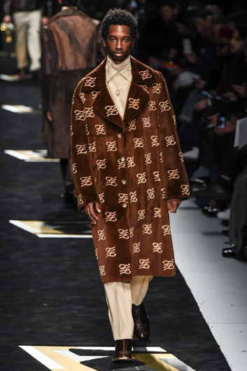 Fotoservizio/FW 19-20/MEN/SFILATA/FENDI/DP2/8