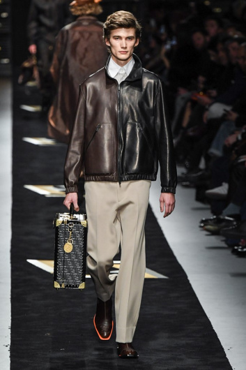 Fotoservizio/FW 19-20/MEN/SFILATA/FENDI/DP2/10