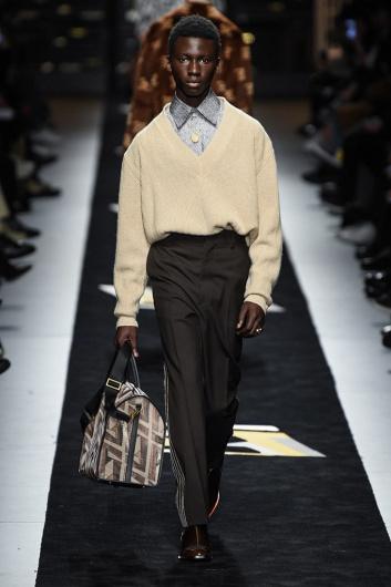 Fotoservizio/FW 19-20/MEN/SFILATA/FENDI/DP2/11