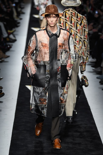 Fotoservizio/FW 19-20/MEN/SFILATA/FENDI/DP2/25