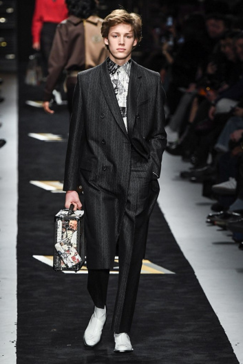 Fotoservizio/FW 19-20/MEN/SFILATA/FENDI/DP2/26