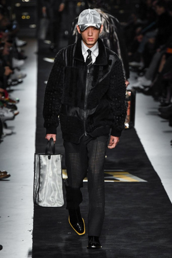 Fotoservizio/FW 19-20/MEN/SFILATA/FENDI/DP2/54