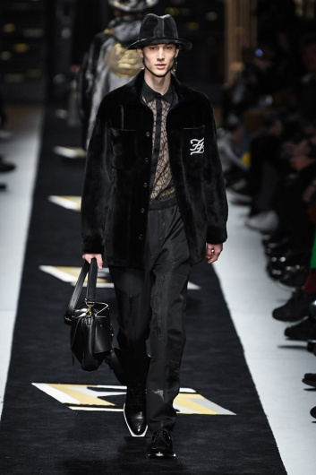 Fotoservizio/FW 19-20/MEN/SFILATA/FENDI/DP2/55