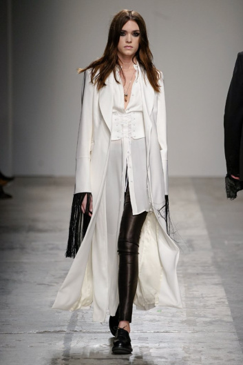 Fotoservizio/FW 19-20/MEN/SFILATA/ISABEL BENENATO/DP2/2