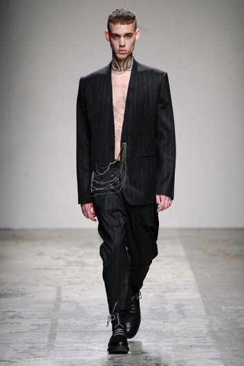 Fotoservizio/FW 19-20/MEN/SFILATA/ISABEL BENENATO/DP2/0