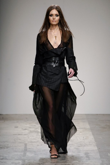Fotoservizio/FW 19-20/MEN/SFILATA/ISABEL BENENATO/DP2/2