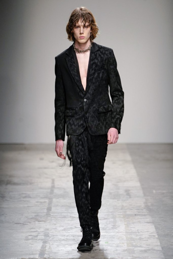 Fotoservizio/FW 19-20/MEN/SFILATA/ISABEL BENENATO/DP2/0